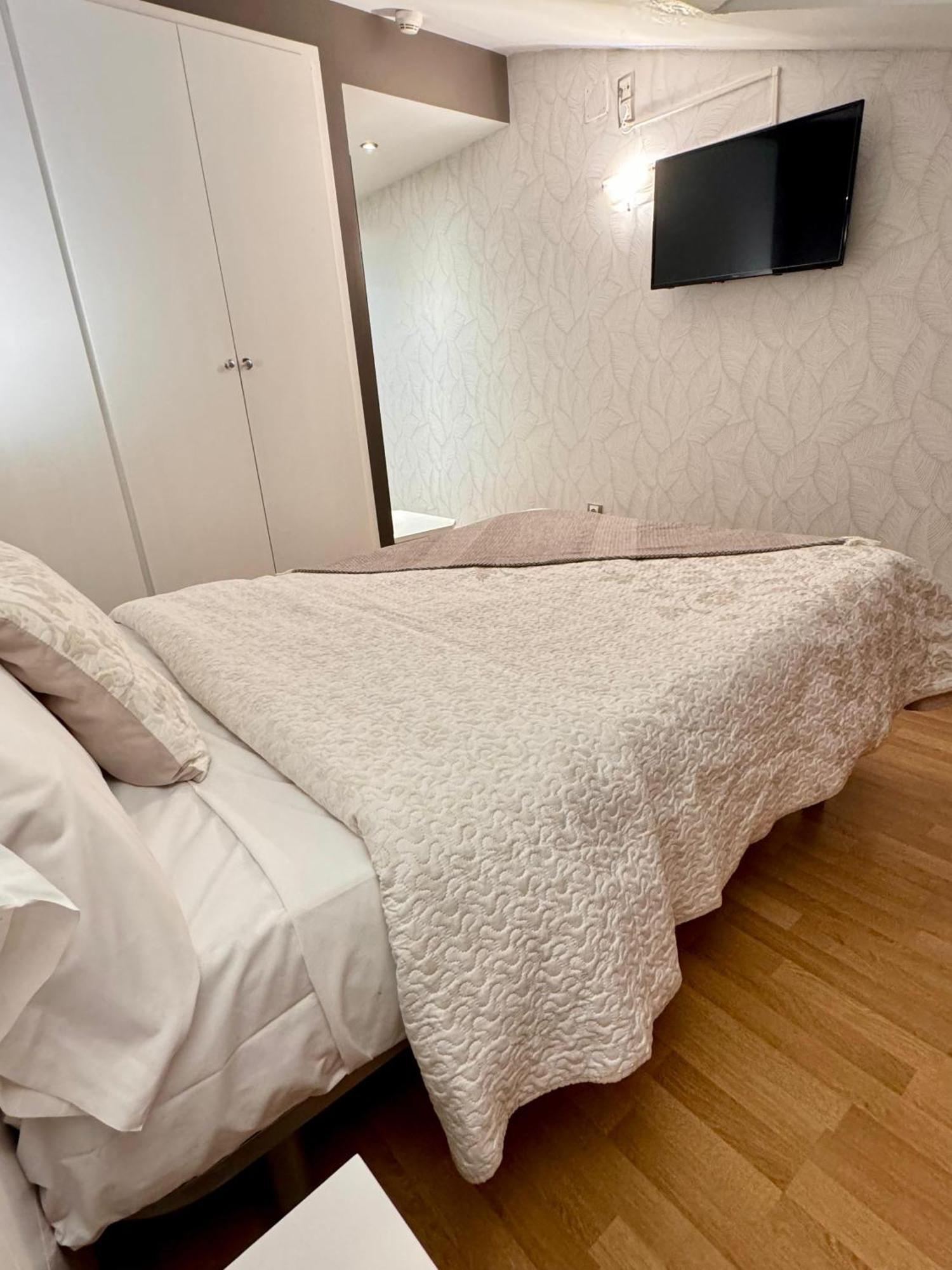 Hotel El Acebo Jaca Dış mekan fotoğraf