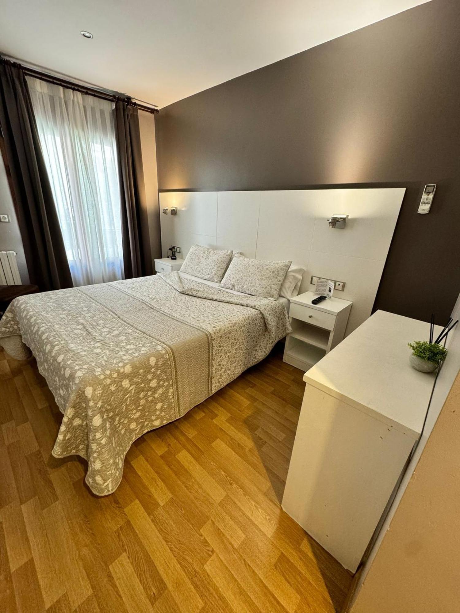 Hotel El Acebo Jaca Dış mekan fotoğraf