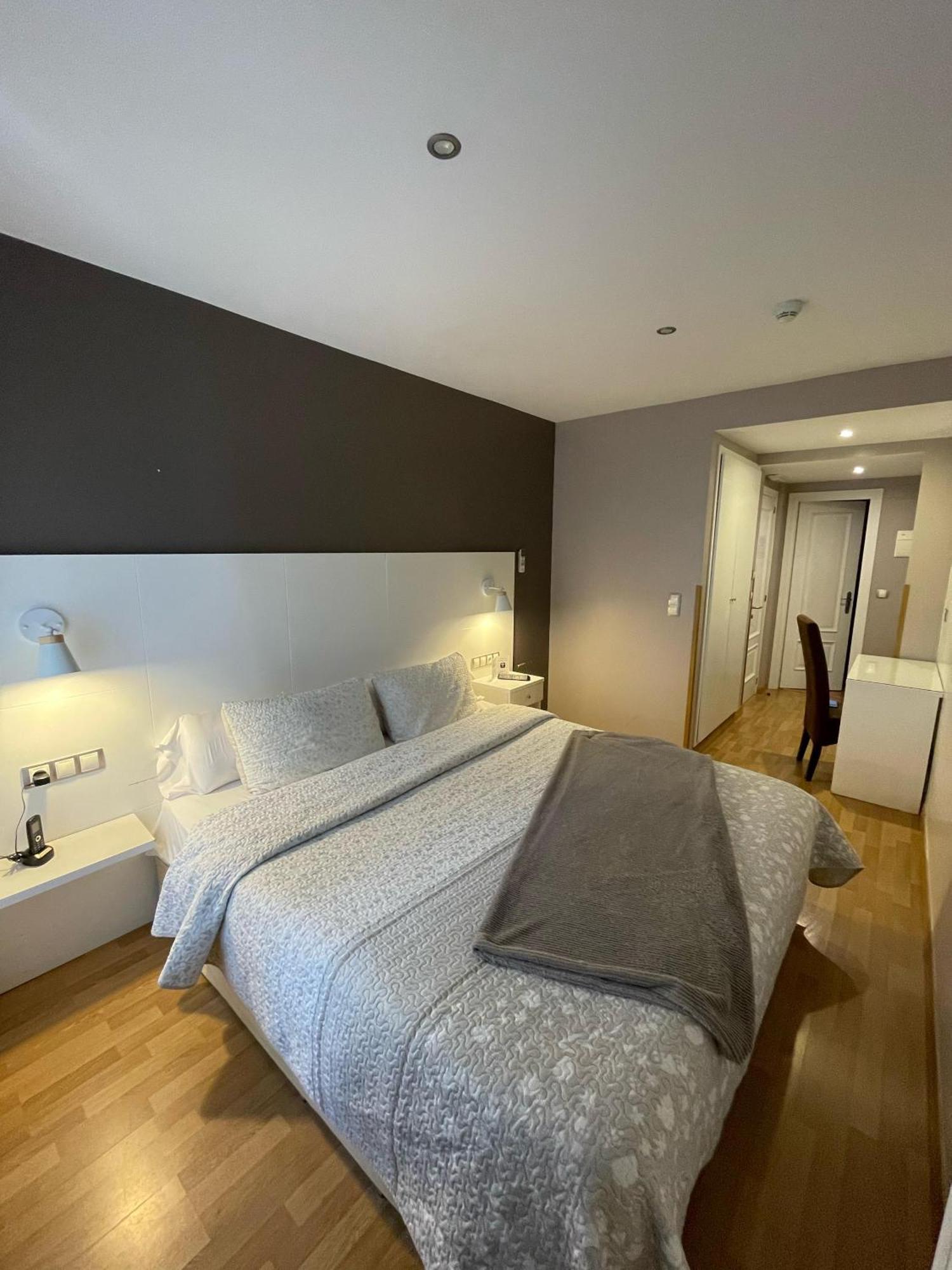 Hotel El Acebo Jaca Dış mekan fotoğraf